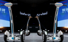 Airwheel got starting the R & D relevant to the two-wheeled structure against the background.